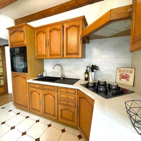 Maison Chaleureuse Proche Casa de Férias *