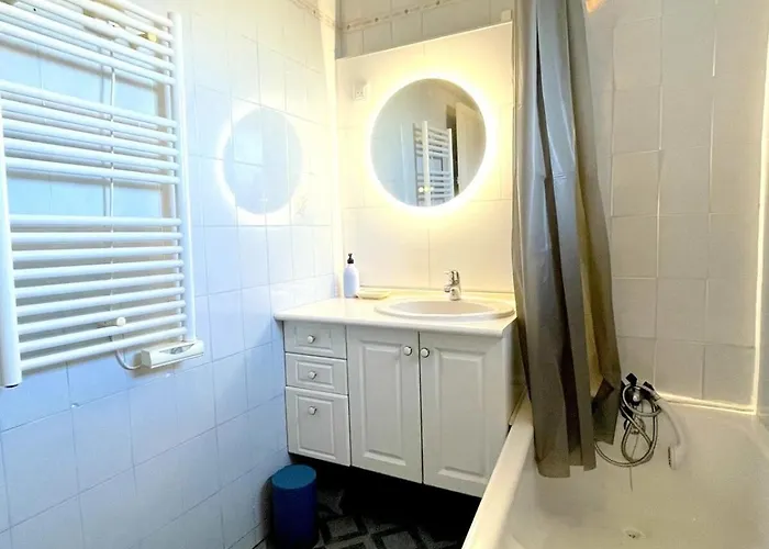 Maison Chaleureuse Proche